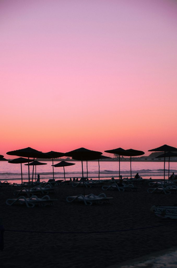 Préparer ses vacances, trucs, astuces, anticipation, préparation, Coaching, fatigue, épuisement, lassitude, énergie, déconnexion, démotiviation, motivation, travail, se ressoucer, repos,